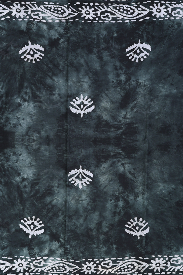 Ahmedabad Cotton Saree In Dark Green With Floral Buttas