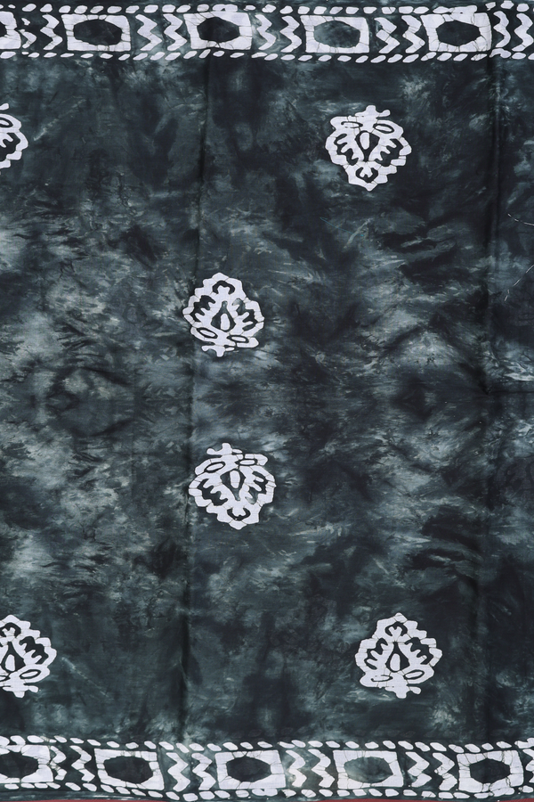 Ahmedabad Cotton Saree In Dark Green With Printed Buttas