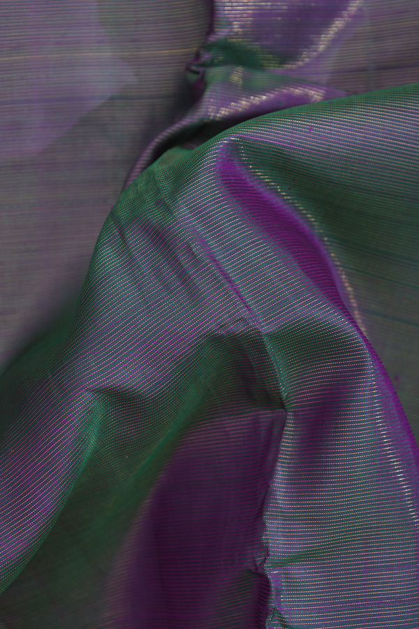Kanchipuram Silk Saree In Dual Tone With Stripes Design