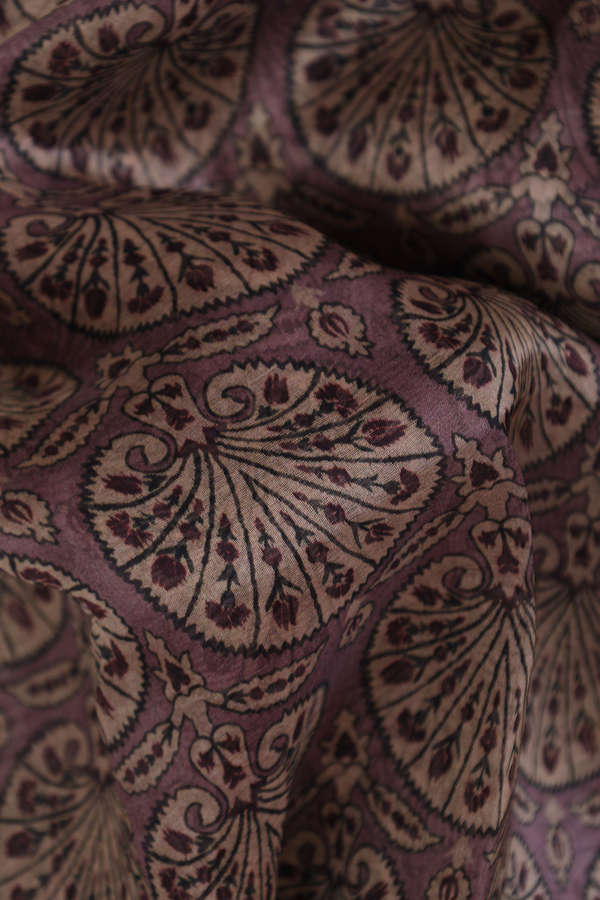 Organza Silk Saree In Cocoa Brown With Printed Design
