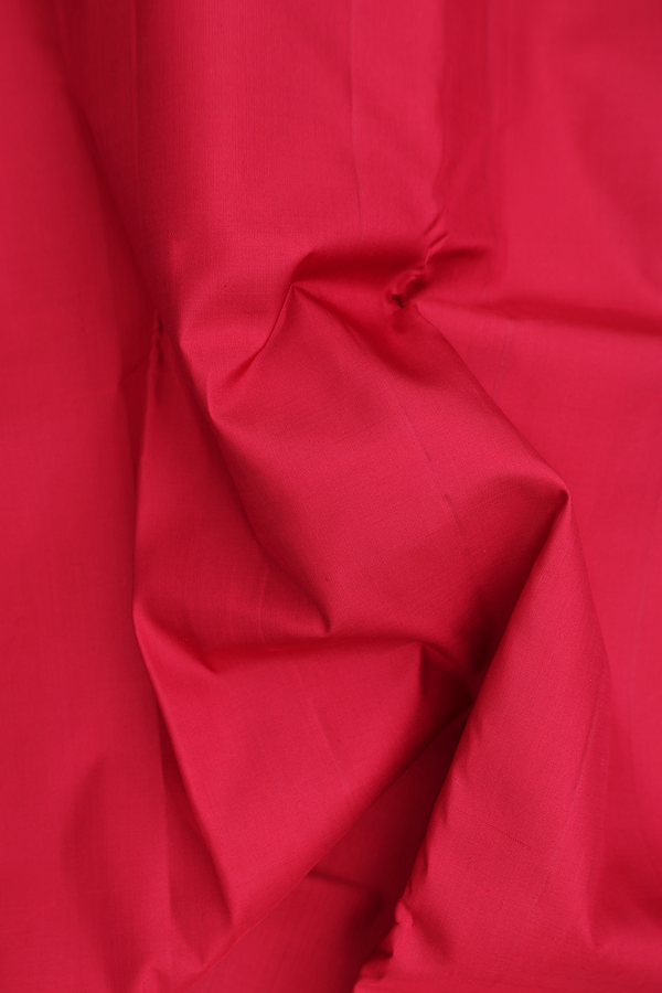 Kanchipuram Silk Saree In Red With Peacock Border