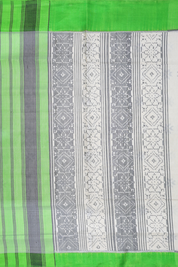 Patola Silk Saree In Beige With Printed Buttas