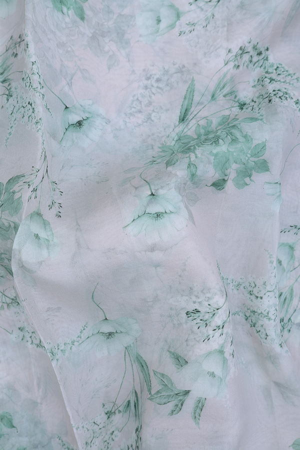 Organza Silk Saree In White With Floral Design