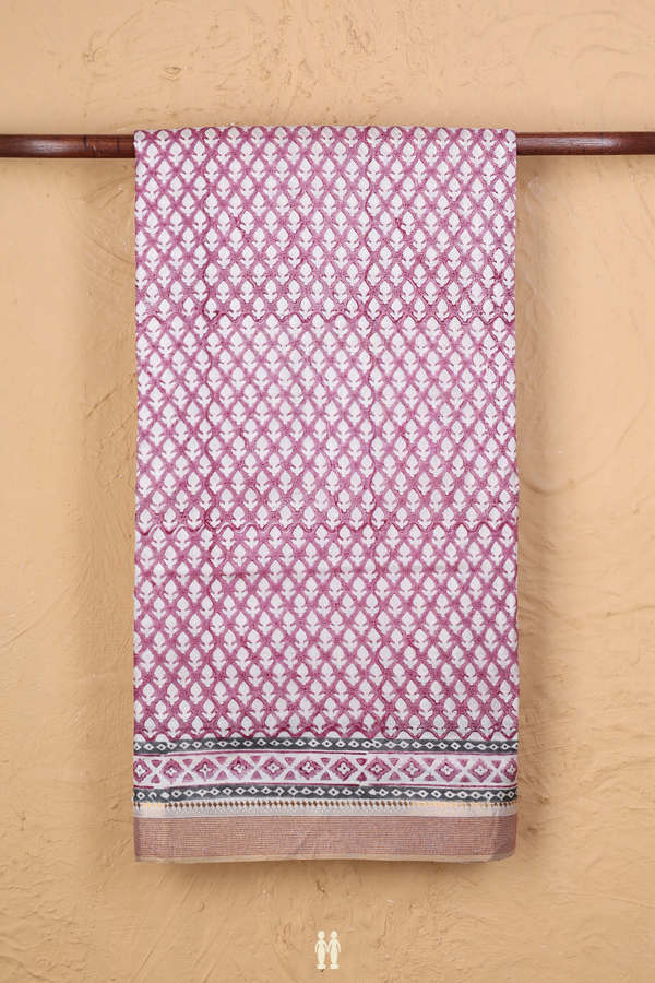Tussar Silk Saree In Mauve With Printed Buttas