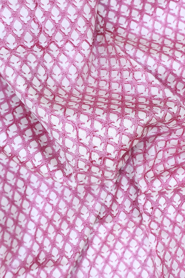 Tussar Silk Saree In Mauve With Printed Buttas
