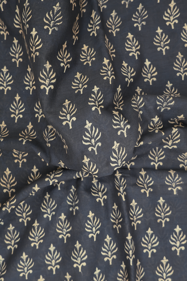 Jaipur Cotton Saree In Charcoal Grey With Printed Design