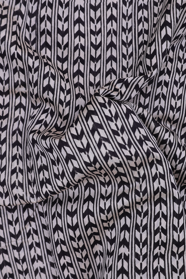 Chanderi Cotton Saree In Black And White With Printed Design