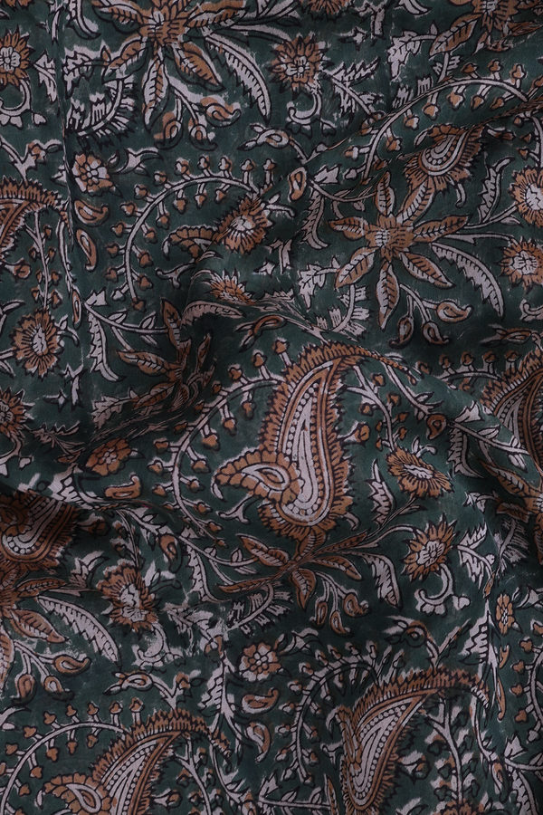 Chanderi Cotton Saree In Dark Green With Paisley Design