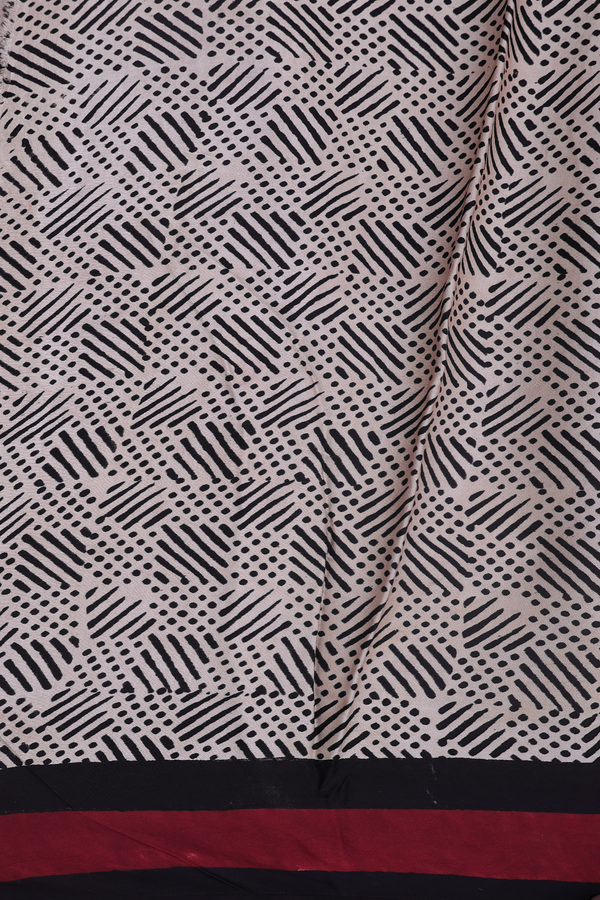 Modal Silk Saree In Cream Color With Paisley Design