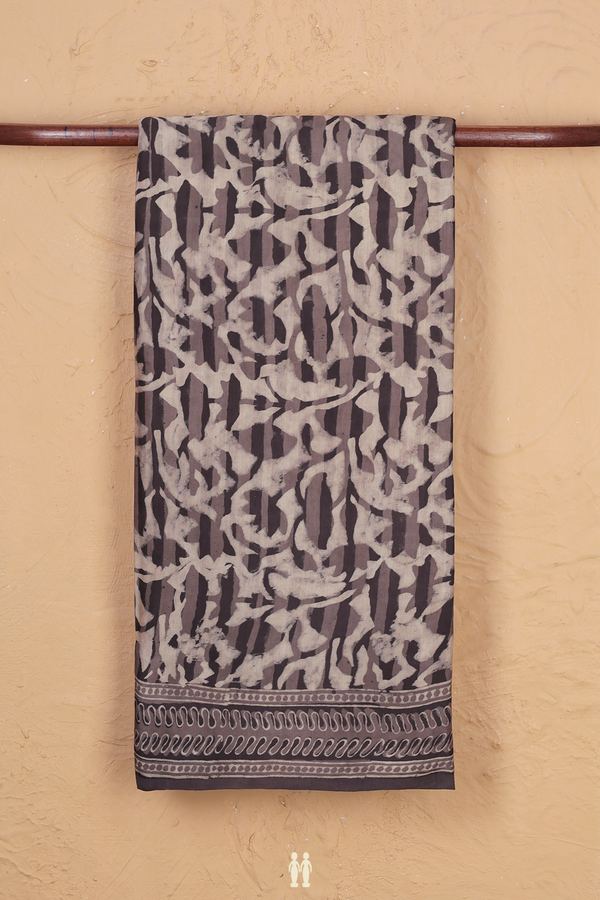 Modal Silk Saree In Cream Color With Floral Design