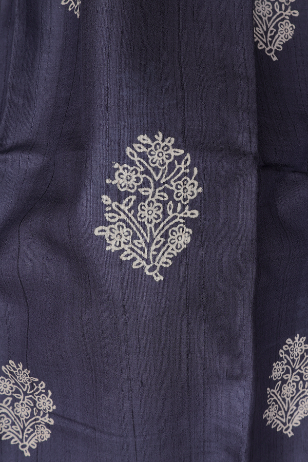 Tussar Silk Saree In Charcoal Grey With Floral Motifs