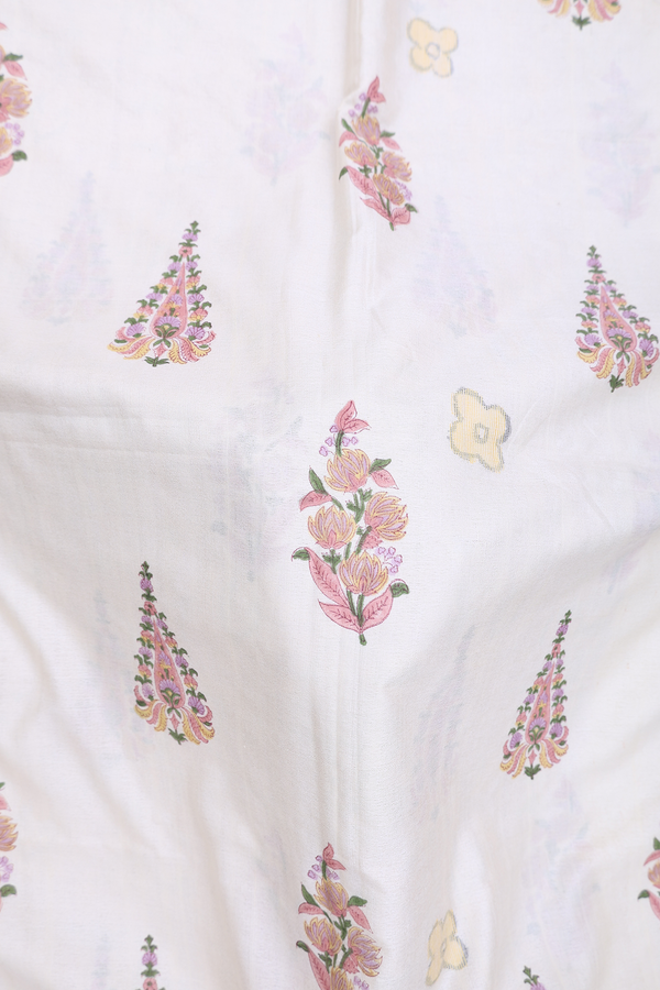 Tussar Silk Saree In Off White With Floral Motifs