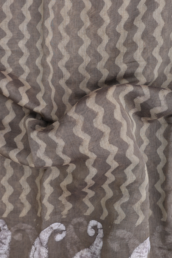 Chanderi Cotton Saree In Cardamom Green With Chevron Design