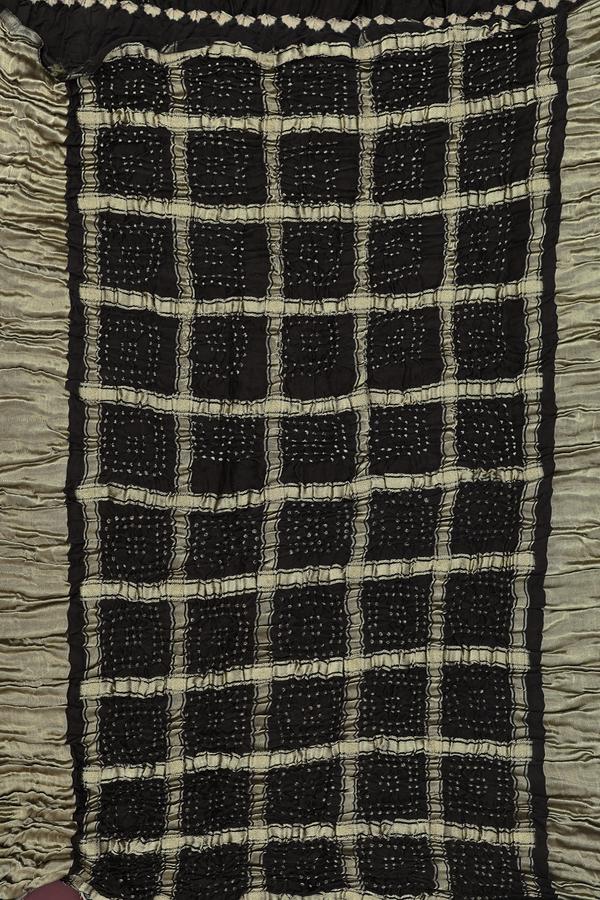 Bandhani Silk Saree In Multicolor With Scallop Design