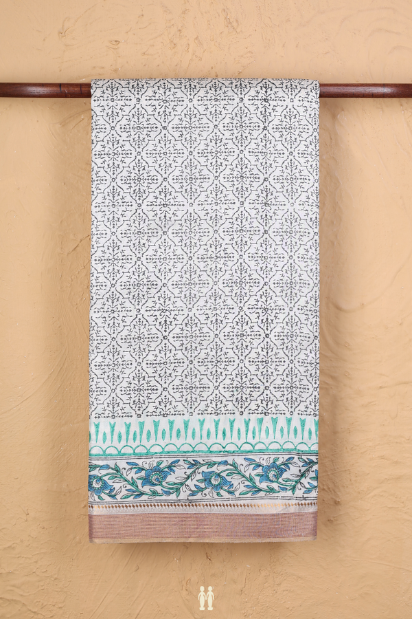 Tussar Silk Saree In White With Ogee Design