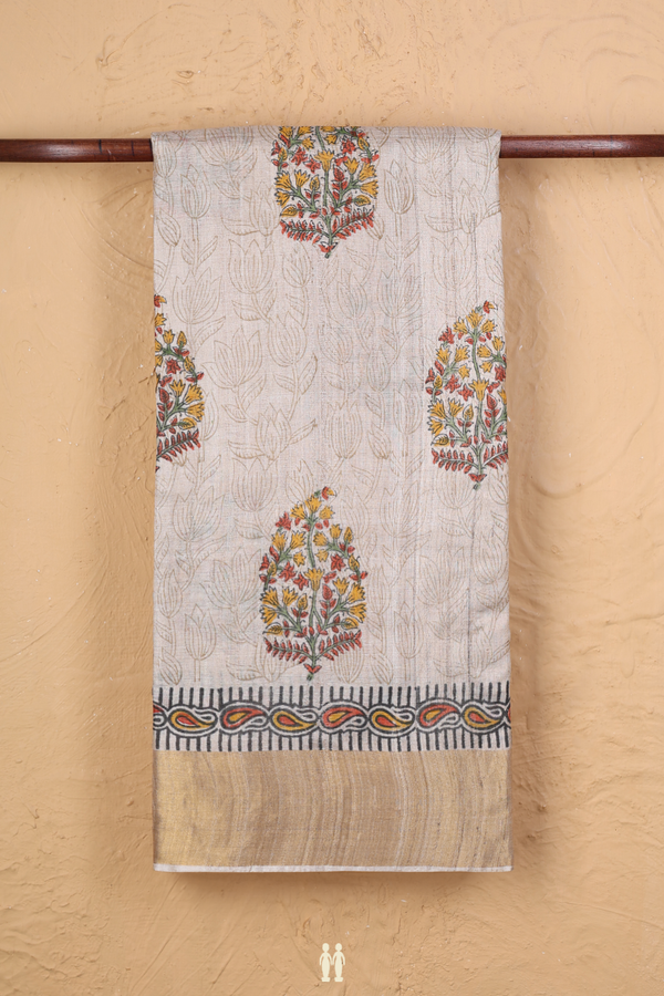 Tussar Silk Saree In Cream Color With Paisley Motifs