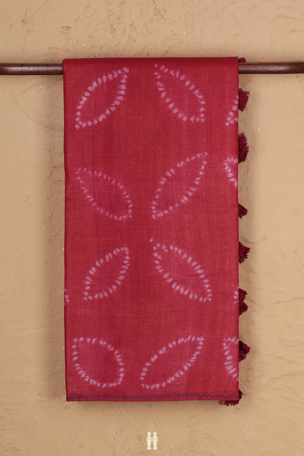 Tussar Silk Saree In Red With Shibori Design