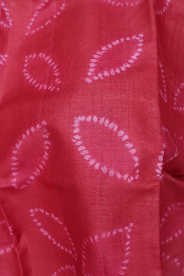 Tussar Silk Saree In Red With Shibori Design