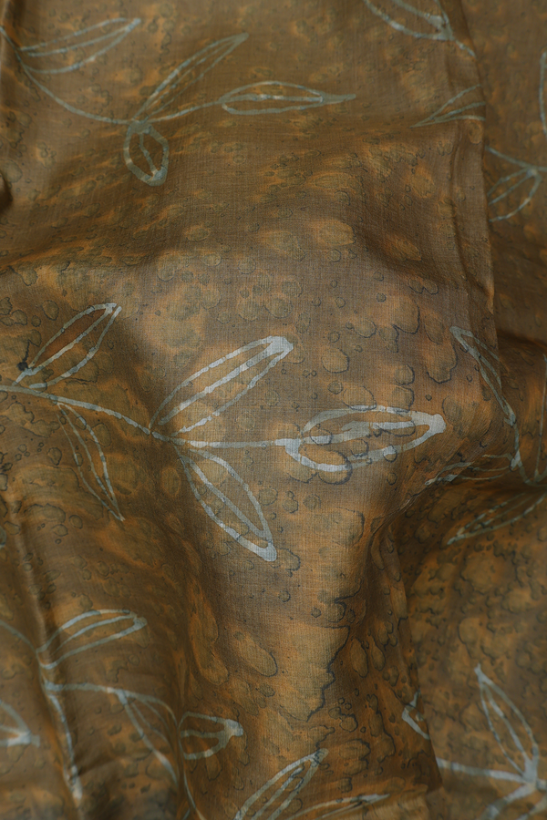 Tussar Silk Saree In Green With Leaf Printed Design