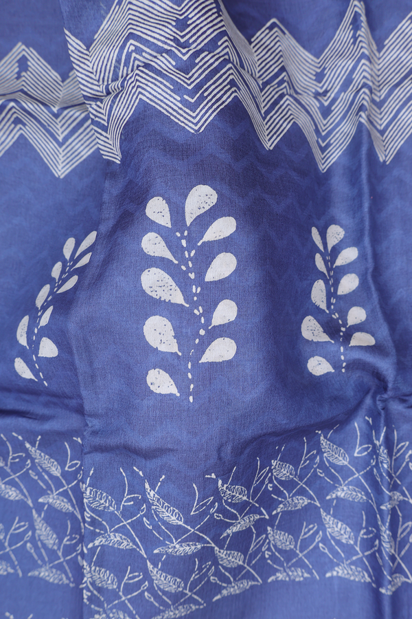 Tussar Silk Saree In Blue With Allover Design