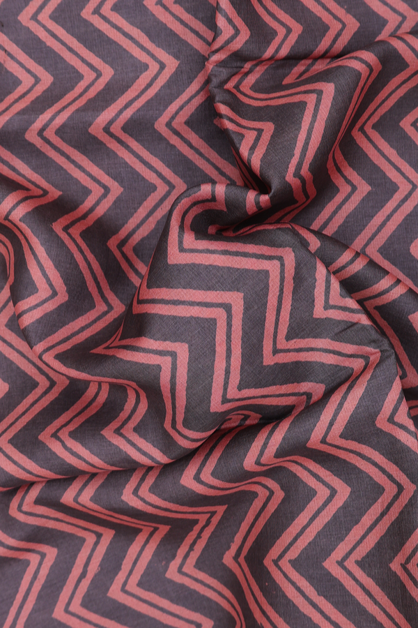 Tussar Silk Saree In Grey And Orange With Chevron Design