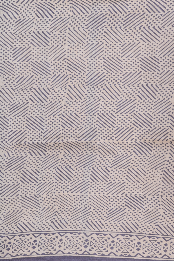Tussar Silk Saree In Grey And Cream With Chevron Design