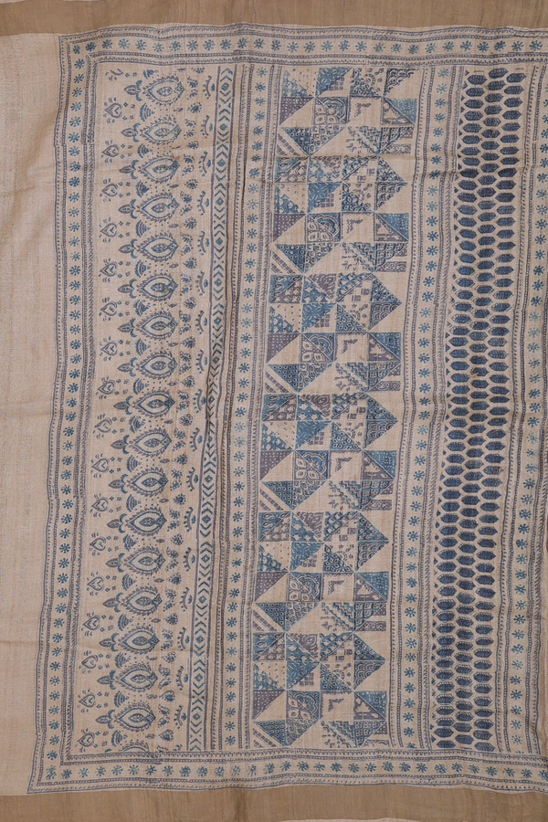 Tussar Silk Saree In Grey With Floral Design