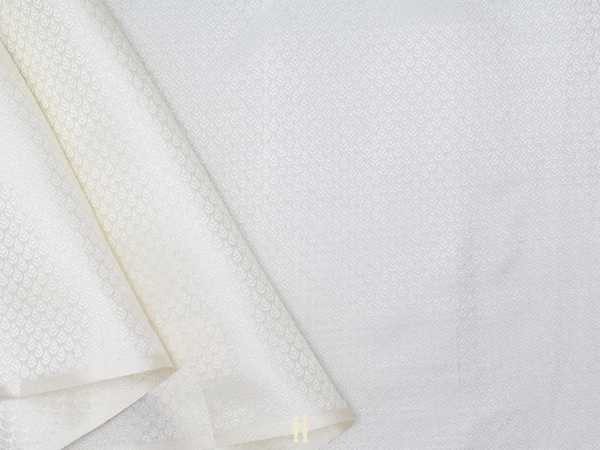 Jacquard Design White Kanchipuram Silk Blouse Material