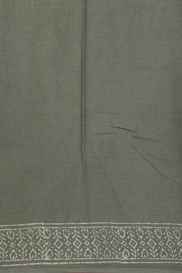 Jaipur Cotton Saree In Chalet Green With Paisley Design