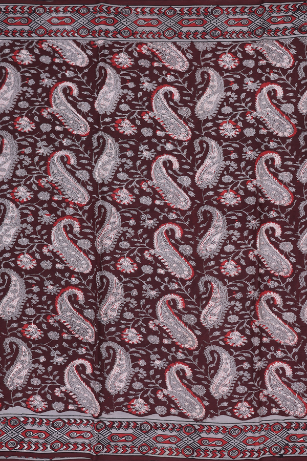 Jaipur Cotton Saree In Dark Maroon With Paisley Design