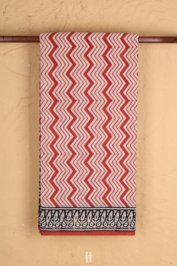 Jaipur Cotton Saree In Rust Red With Chevron Design