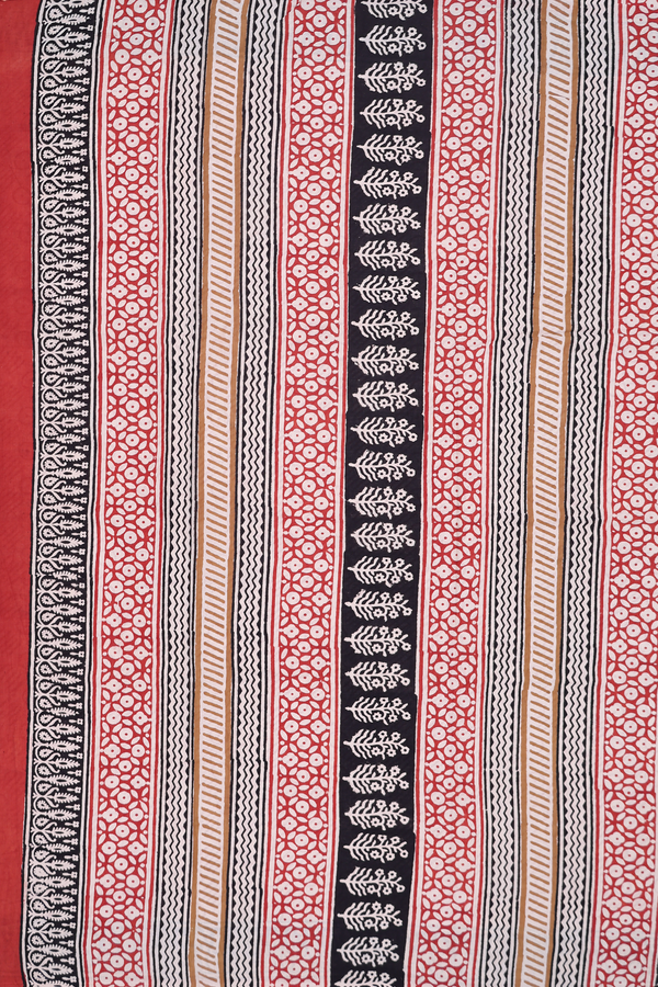 Jaipur Cotton Saree In Rust Red With Chevron Design
