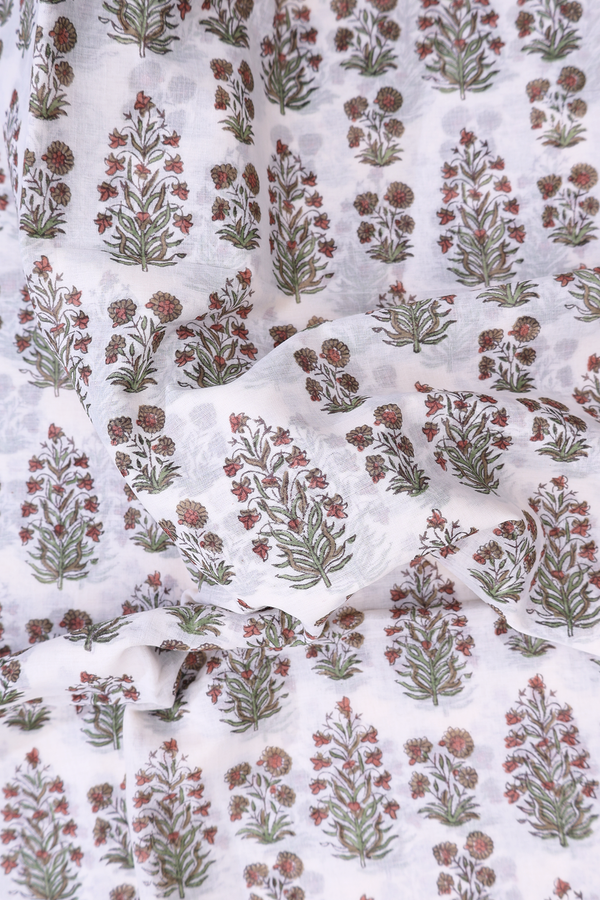 Jaipur Cotton Saree In White With Floral Printed Design