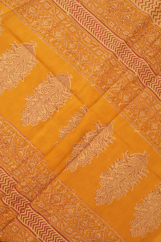 Jaipur Cotton Saree In Yam Yellow With Floral Design