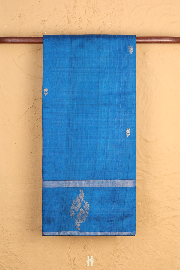 Jute Saree In Cerulean Blue With Floral Buttas