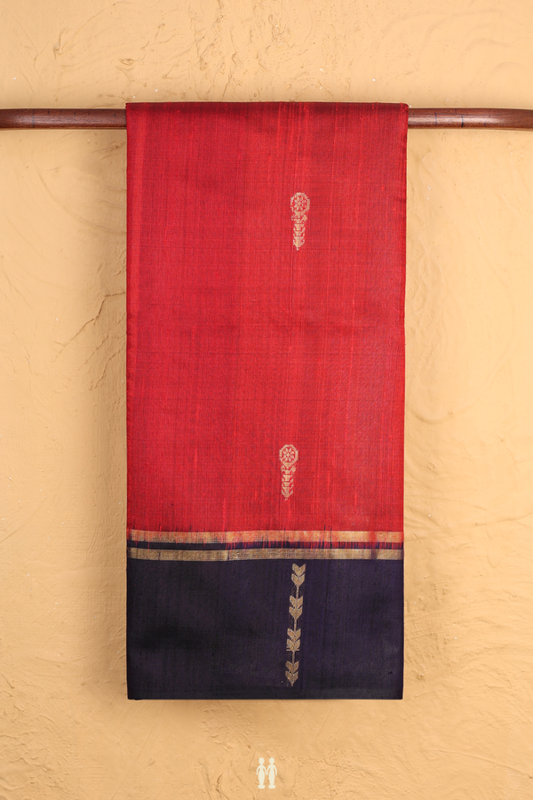 Jute Saree In Crimson Red With Zari Buttas