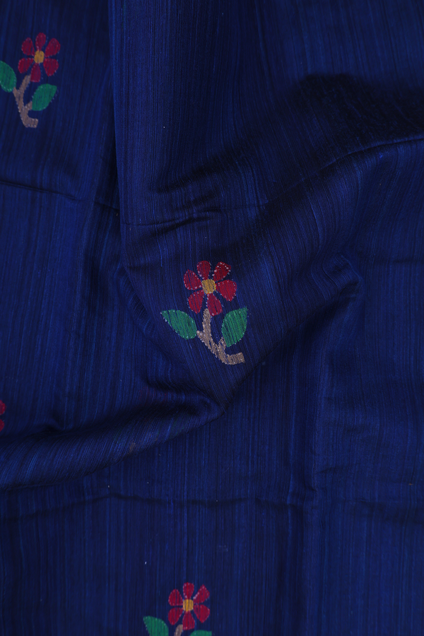 Jute Saree In Oxford Blue With Floral Motifs