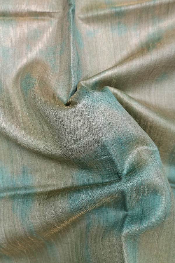 Jute Saree In Shades Of Green With Zari Border