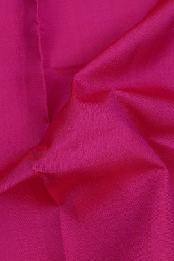 Kanchipuram Nine Yards Silk Saree In Magenta With Zari Border