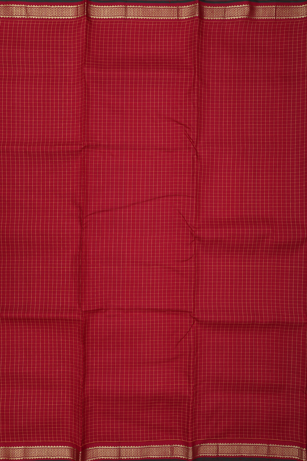 Kanchipuram Nine Yards Silk Saree In Red With Checks Design