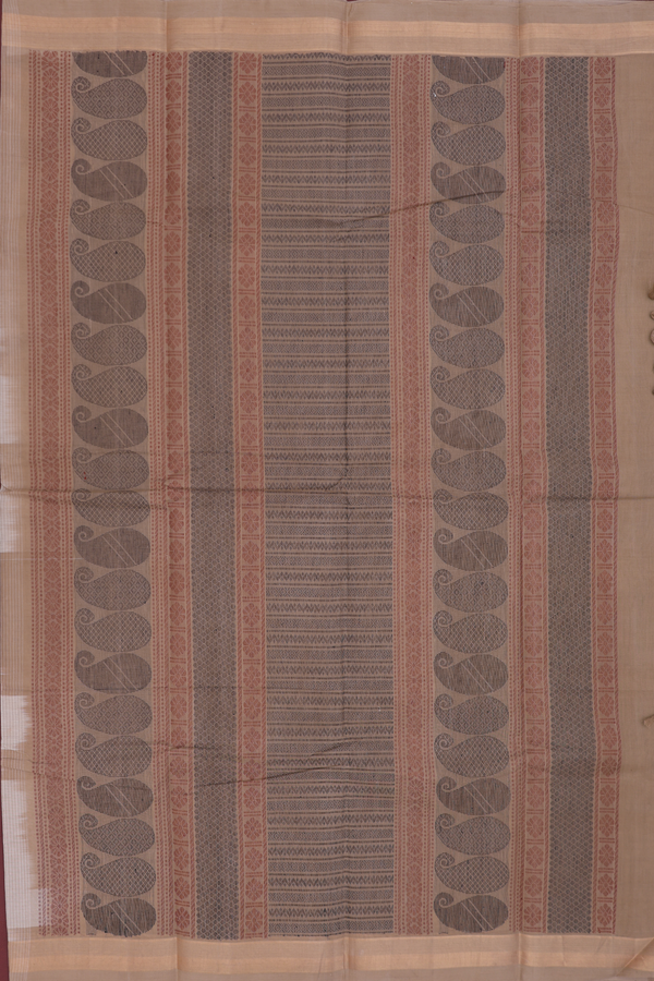 Kanchi Cotton Saree In Creamy Pink With Threadwork Motifs