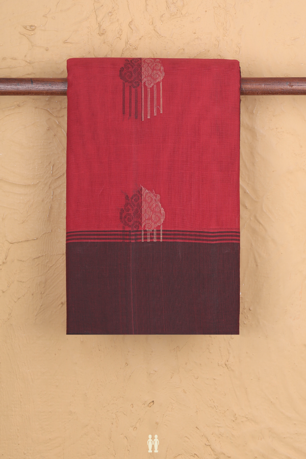 Kanchi Cotton Saree In Crimson Red With Threadwork Buttas