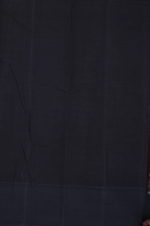 Kanchi Cotton Saree In Crimson Red With Threadwork Buttas