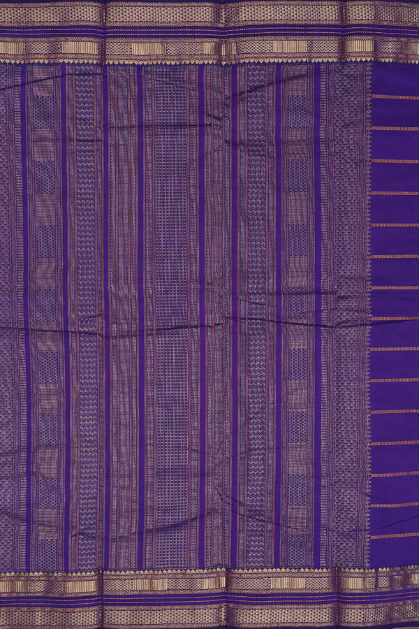 Kanchi Cotton Saree In Dual Tone With Checks Design