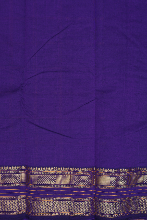 Kanchi Cotton Saree In Dual Tone With Checks Design
