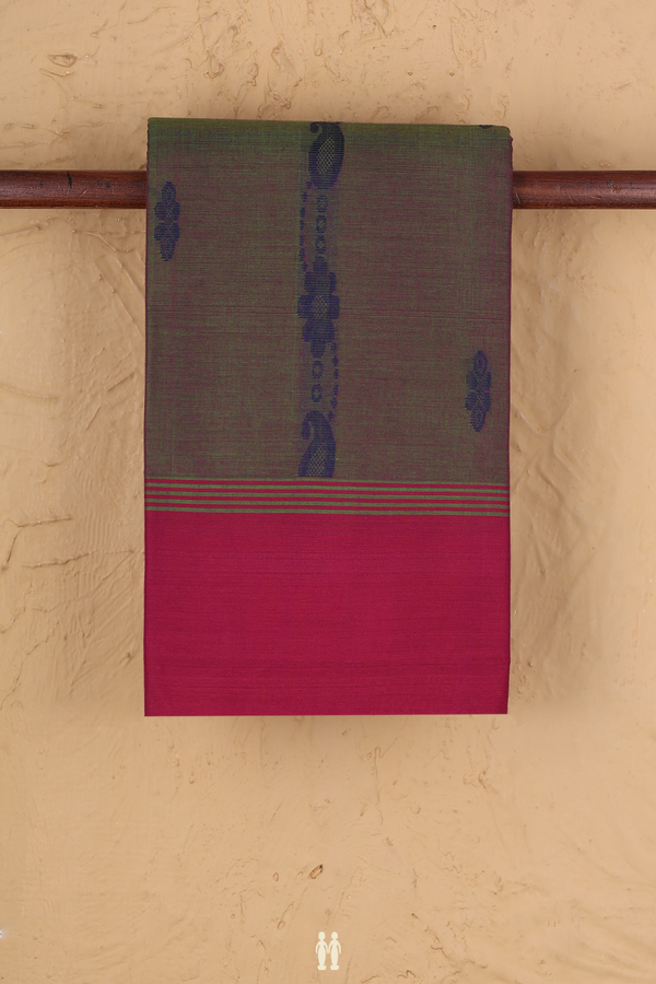 Kanchi Cotton Saree In Dual Tone With Threadwork Design