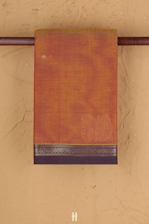 Kanchi Cotton Saree In Dual Tone With Zari Buttas