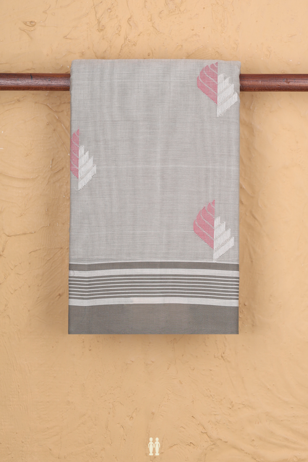 Kanchi Cotton Saree In Grey With Threadwork Buttas