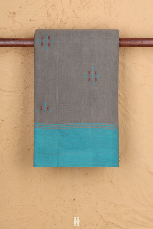 Kanchi Cotton Saree In Grey With Threadwork Buttas