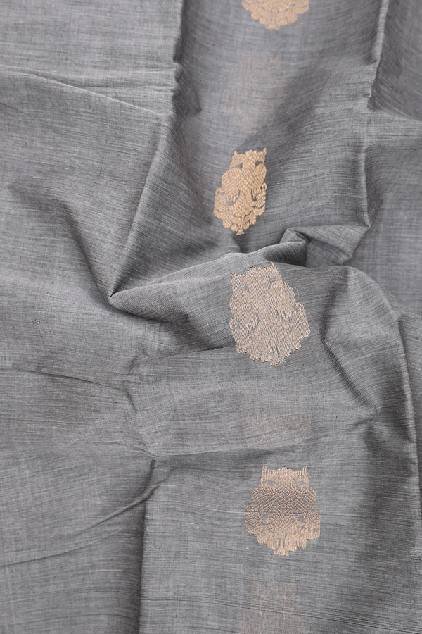 Kanchi Cotton Saree In Grey With Iruthalai Pakshi Buttas